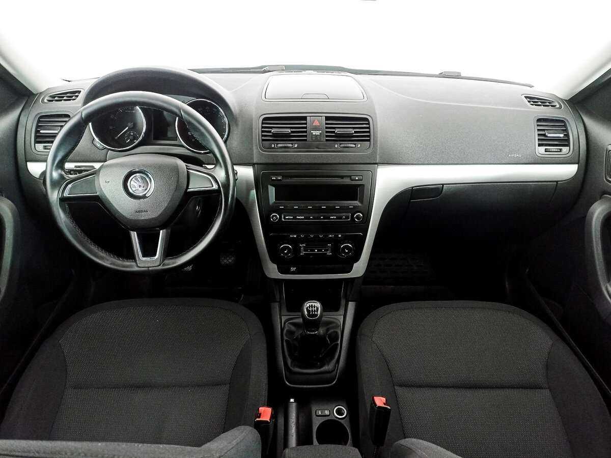 Skoda Yeti с пробегом — 2014 год. Фото: #11