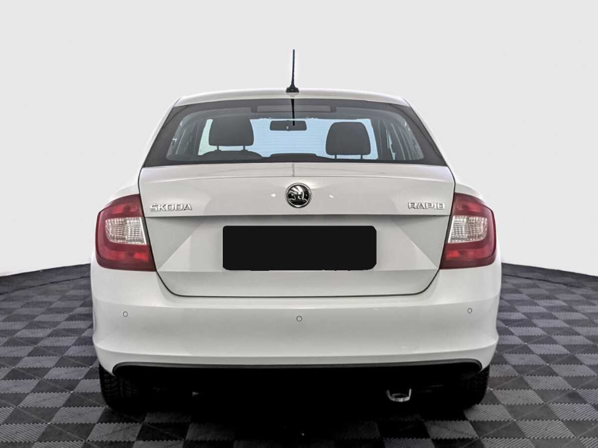 Skoda Rapid с пробегом — 2019 год. Фото: #5