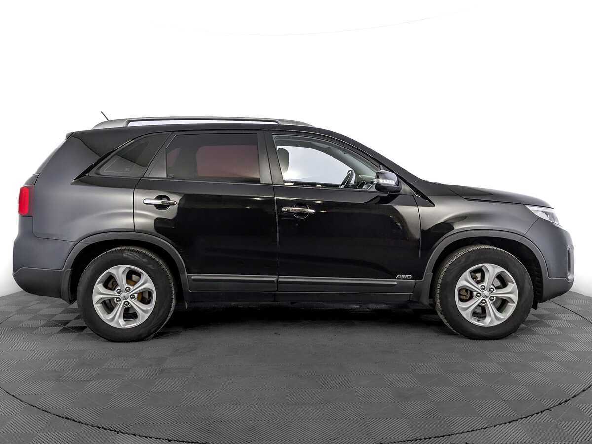 Kia Sorento с пробегом — 2015 год. Фото: #3