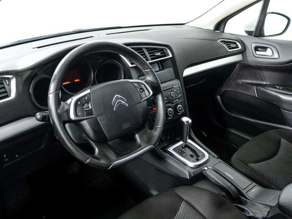 Citroen C4 с пробегом — 2014 год. Фото: #10