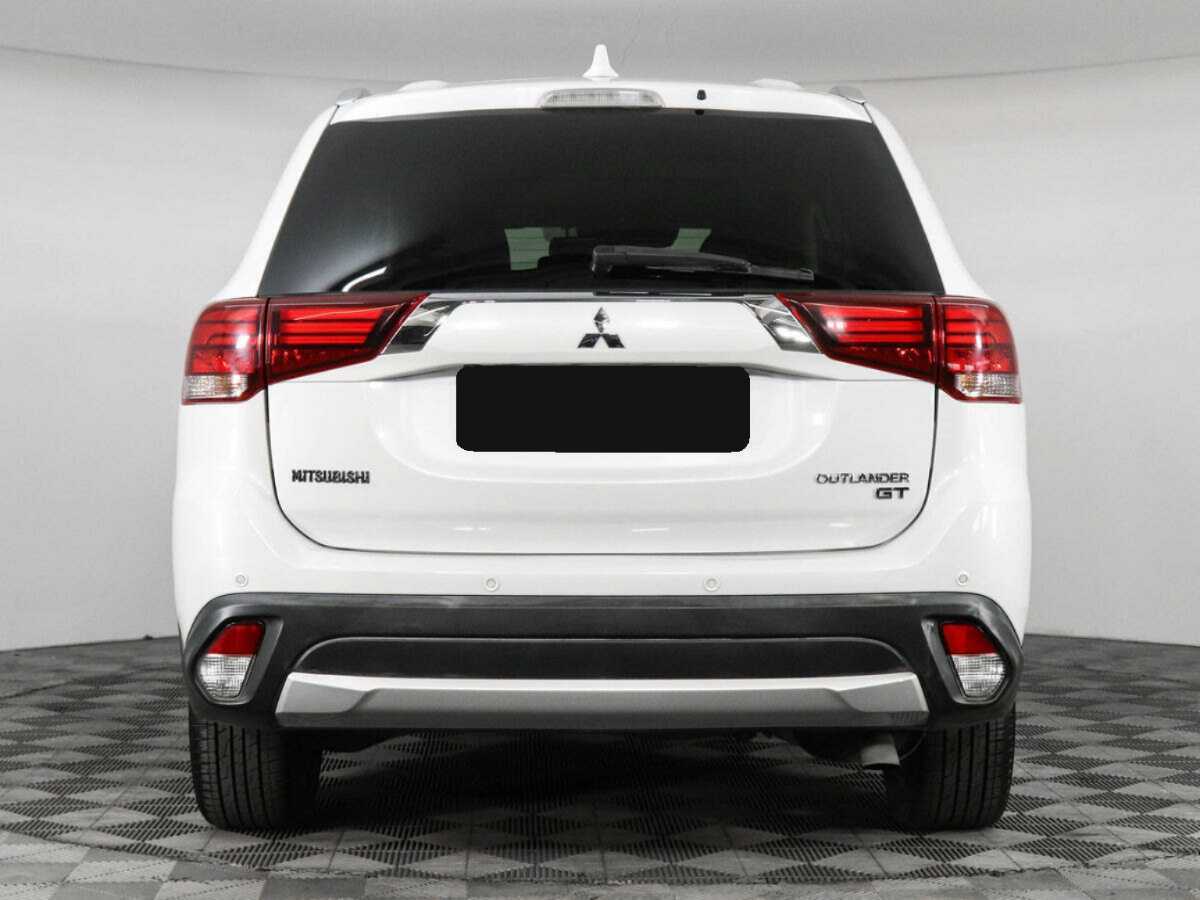 Mitsubishi Outlander с пробегом — 2018 год. Фото: #5