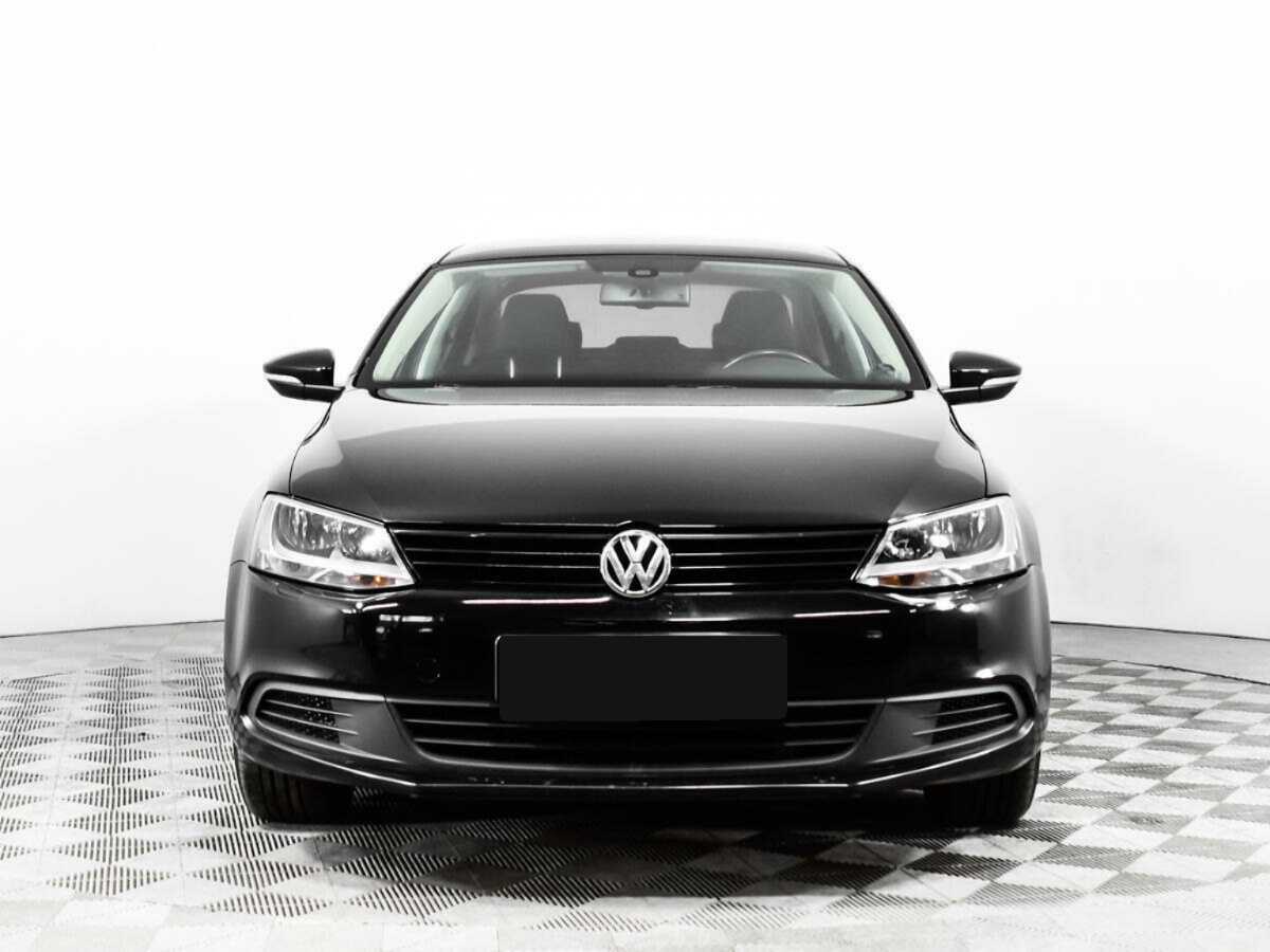 Volkswagen Jetta с пробегом — 2013 год. Фото: #1