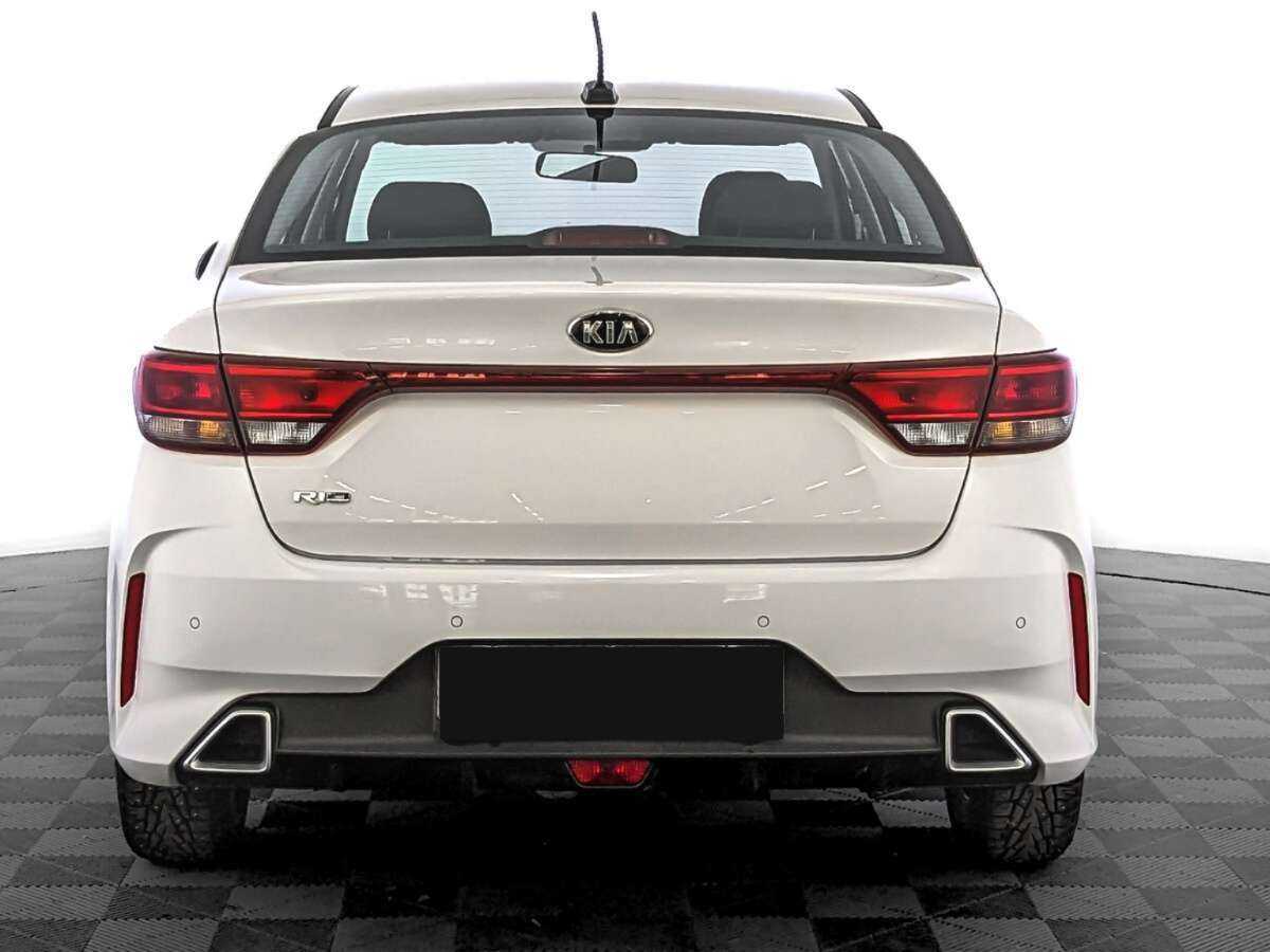 Kia Rio с пробегом — 2021 год. Фото: #5