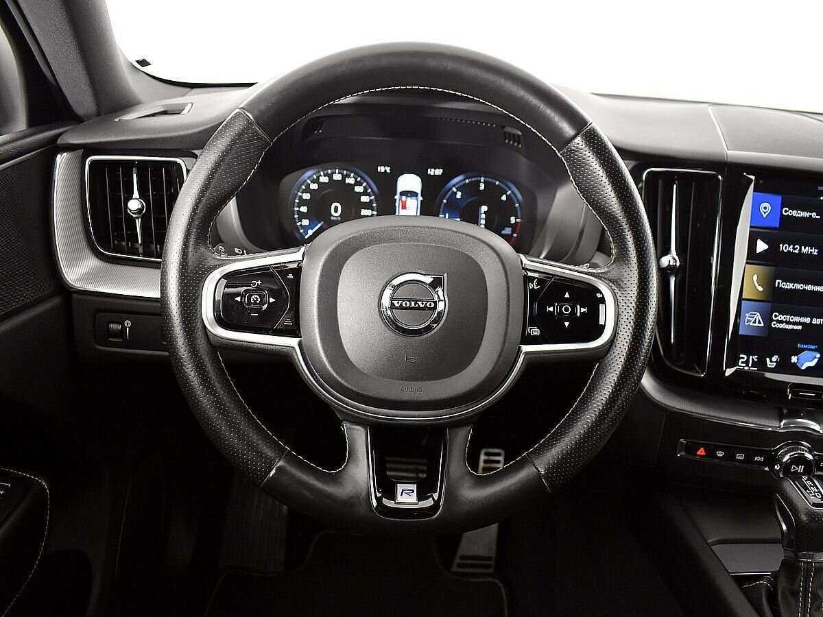 Volvo XC60 с пробегом — 2018 год. Фото: #12