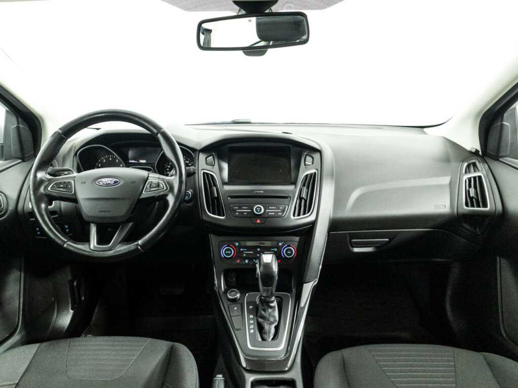 Ford Focus с пробегом — 2017 год. Фото: #12