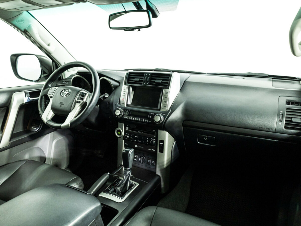 Toyota Land Cruiser Prado с пробегом — 2013 год. Фото: #6