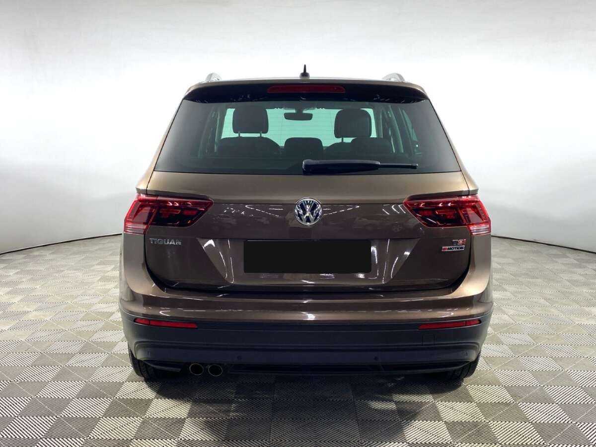 Volkswagen Tiguan с пробегом — 2017 год. Фото: #5