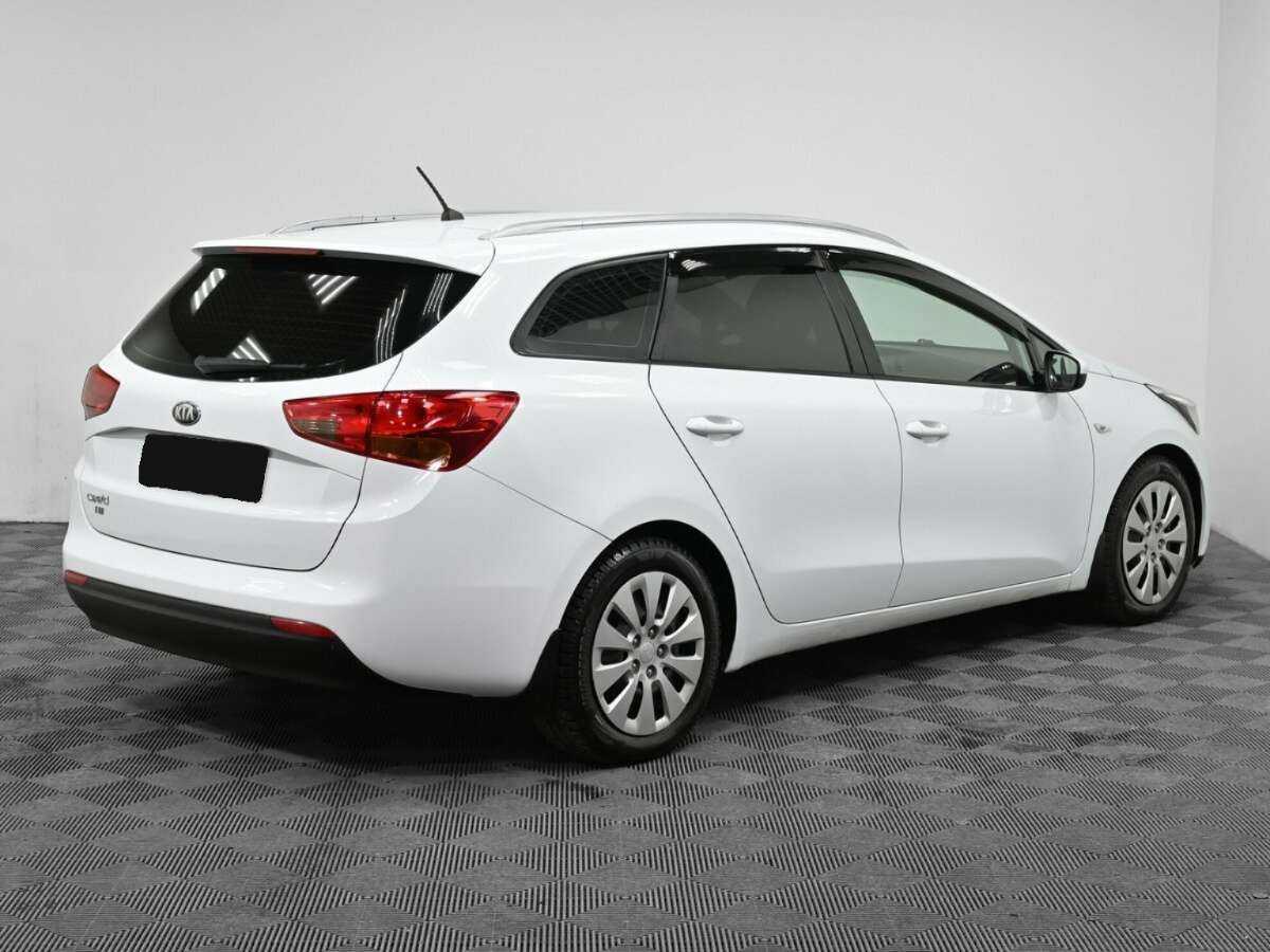 Kia Ceed с пробегом — 2013 год. Фото: #1