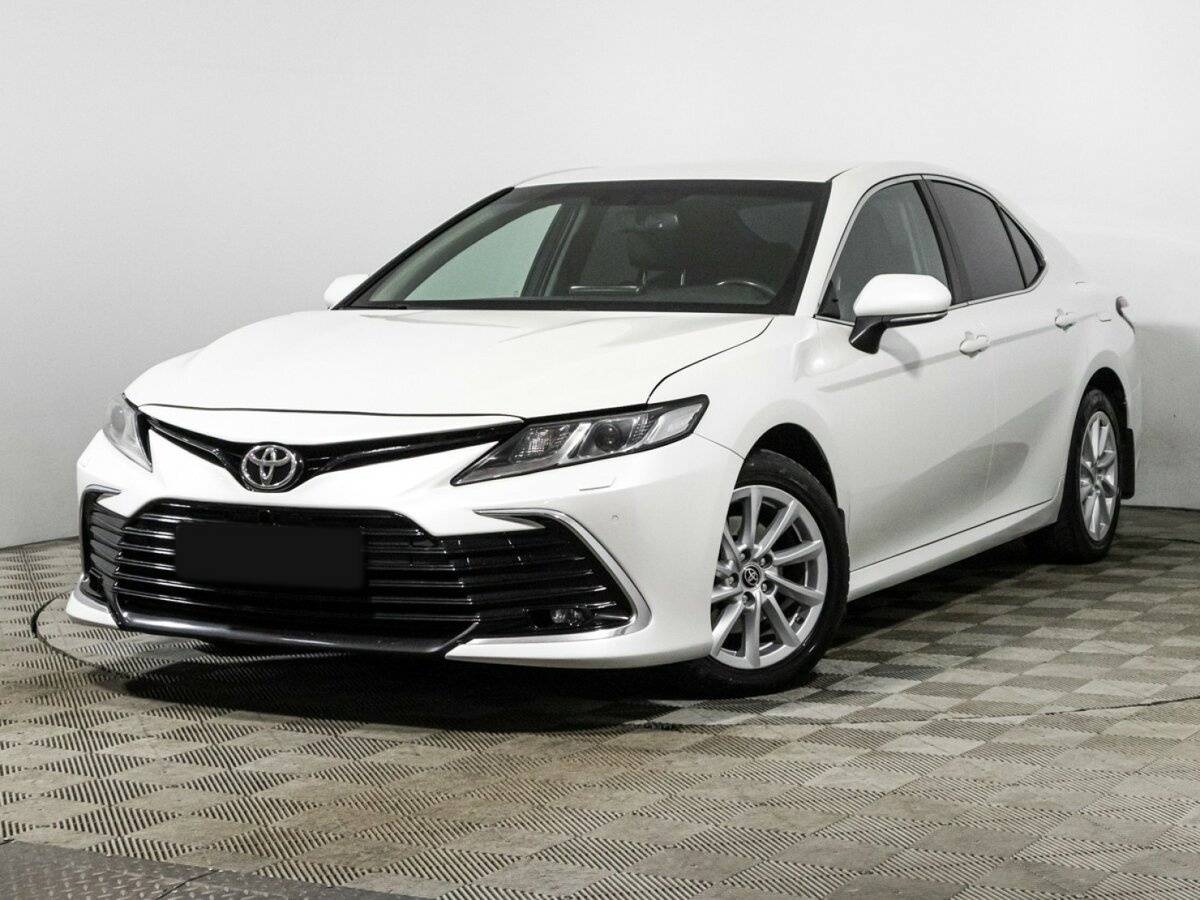 Toyota Camry с пробегом — 2021 год. Посмотреть фото