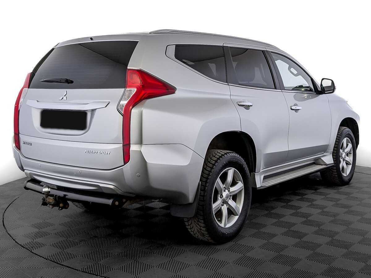 Mitsubishi Pajero Sport с пробегом — 2018 год. Фото: #4