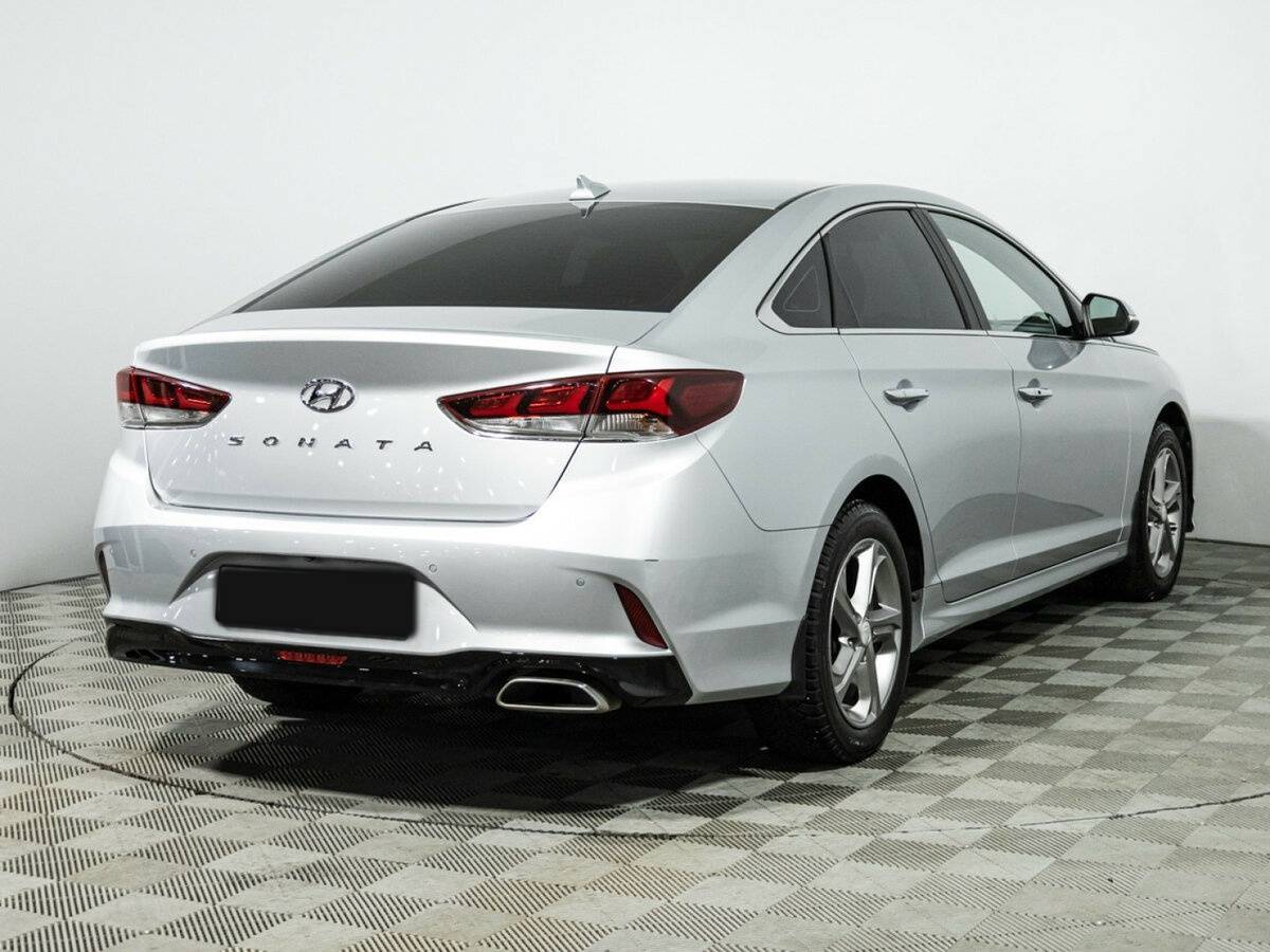 Hyundai Sonata с пробегом — 2018 год. Фото: #4