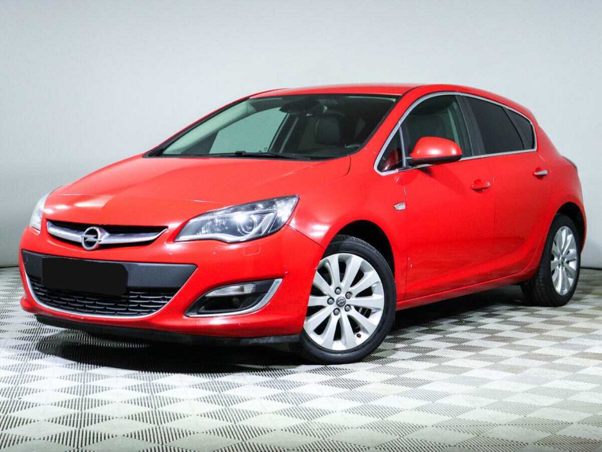 Opel Astra с пробегом — 2012 год. Фото: #0