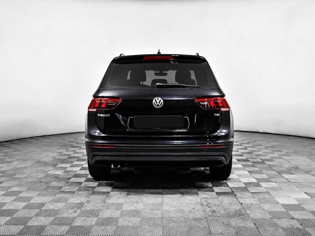 Volkswagen Tiguan с пробегом — 2017 год. Фото: #4