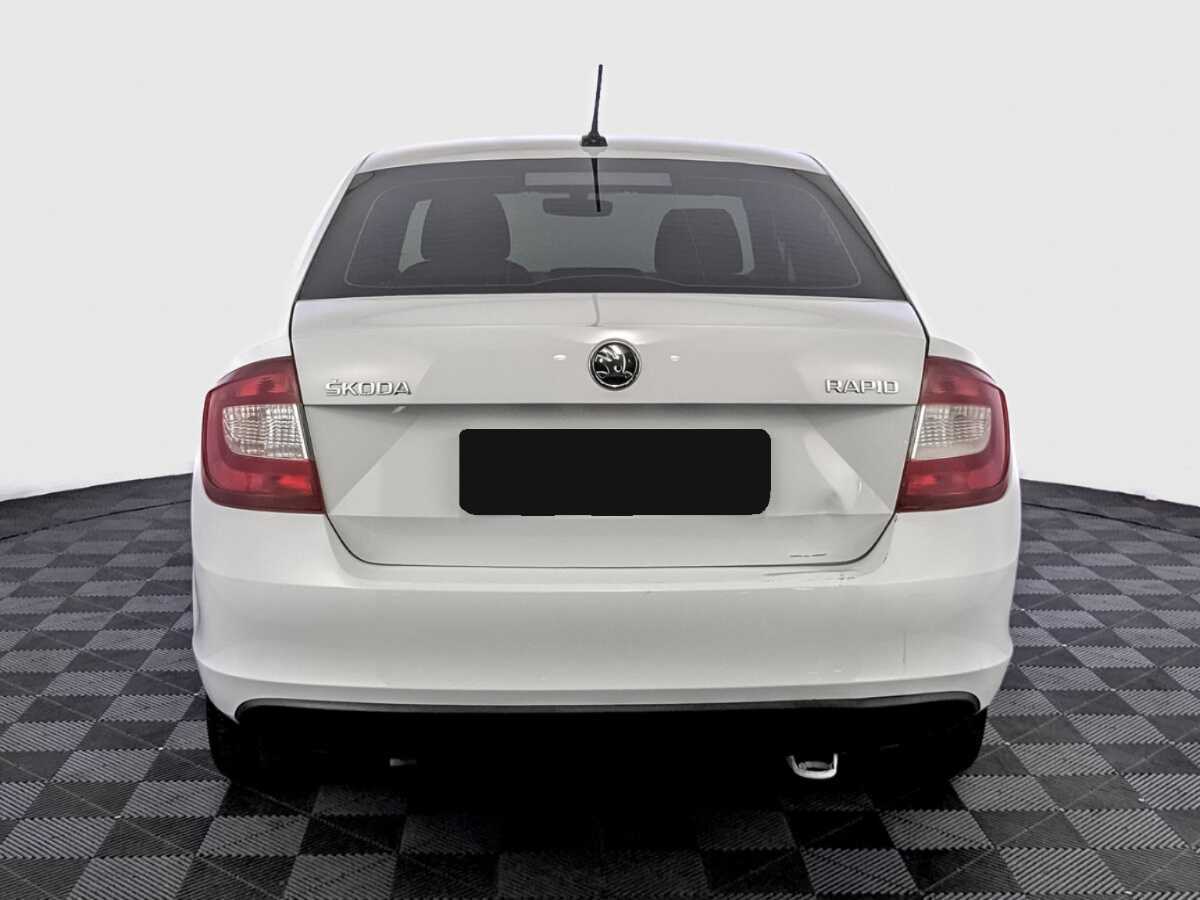 Skoda Rapid с пробегом — 2019 год. Фото: #5