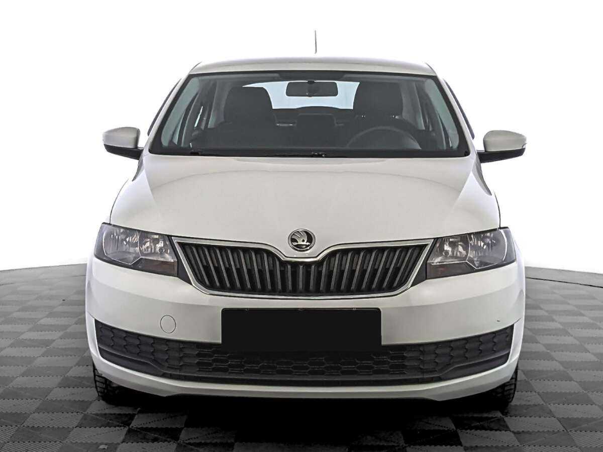 Skoda Rapid с пробегом — 2017 год. Фото: #1