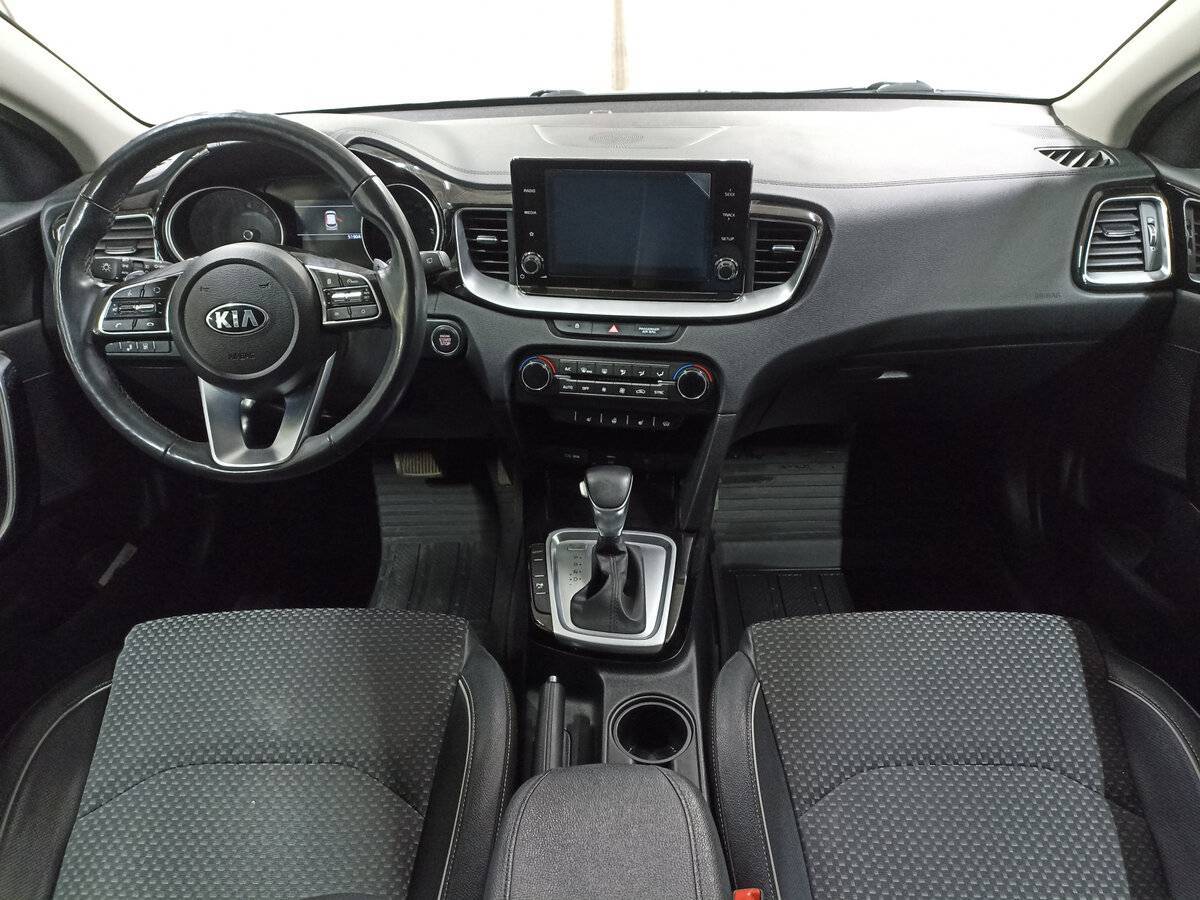 Kia Ceed с пробегом — 2021 год. Фото: #13