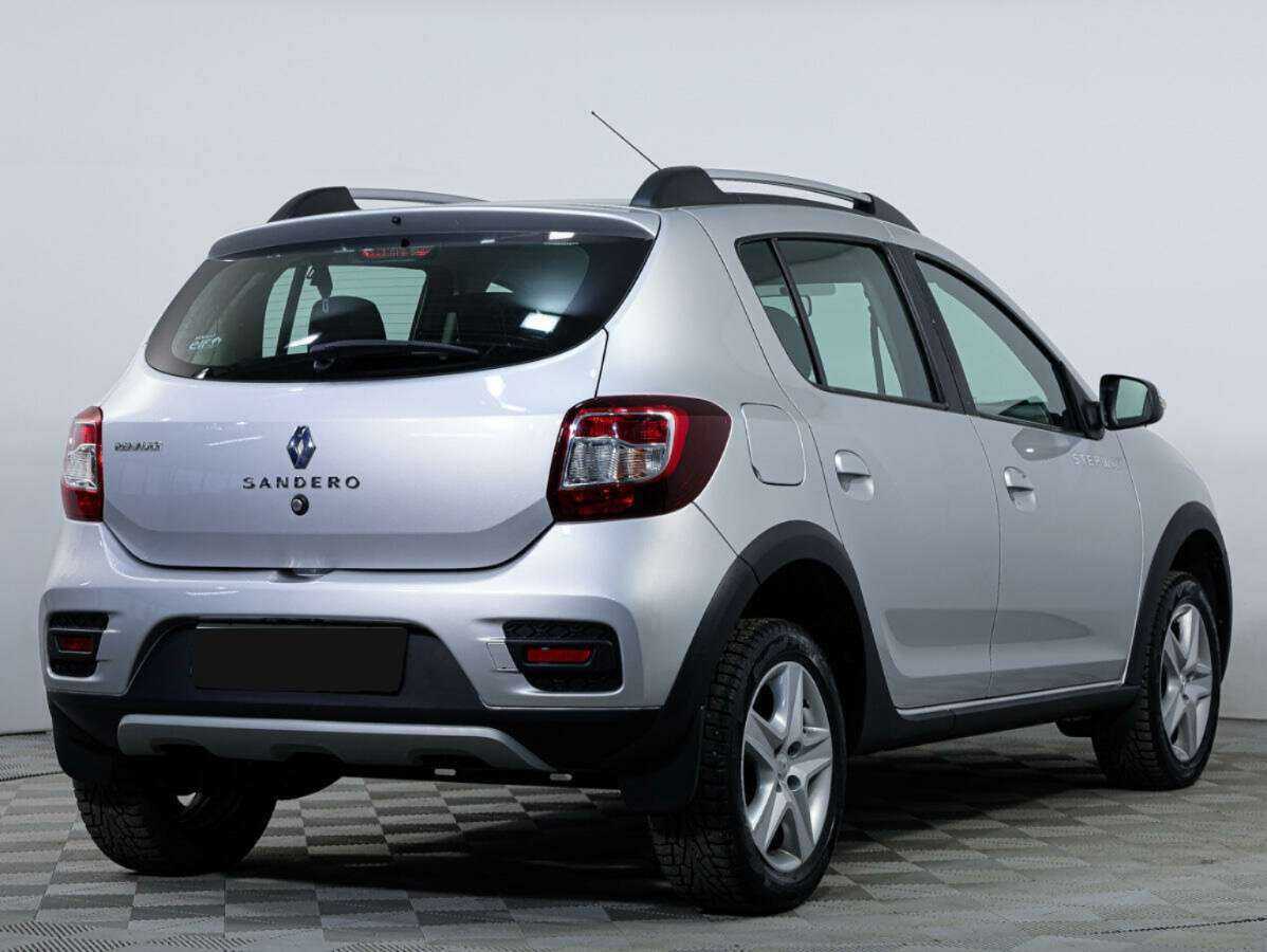 Renault Sandero с пробегом — 2018 год. Фото: #3