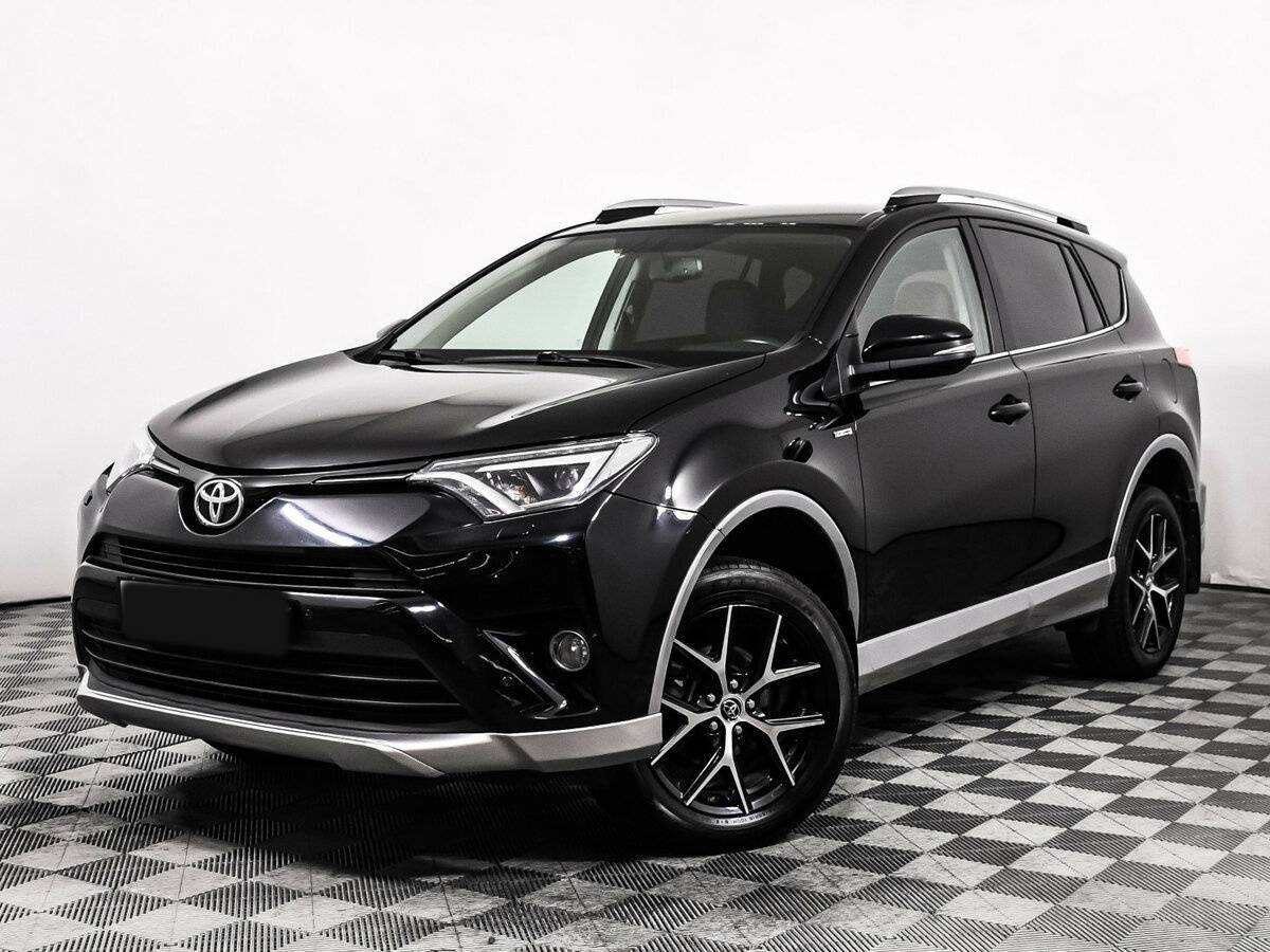 Toyota RAV4 с пробегом — 2017 год. Фото: #0