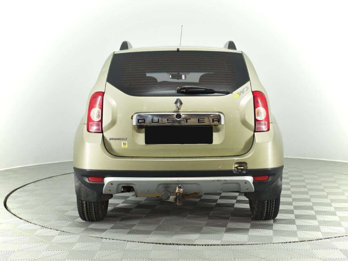 Renault Duster с пробегом — 2012 год. Фото: #5
