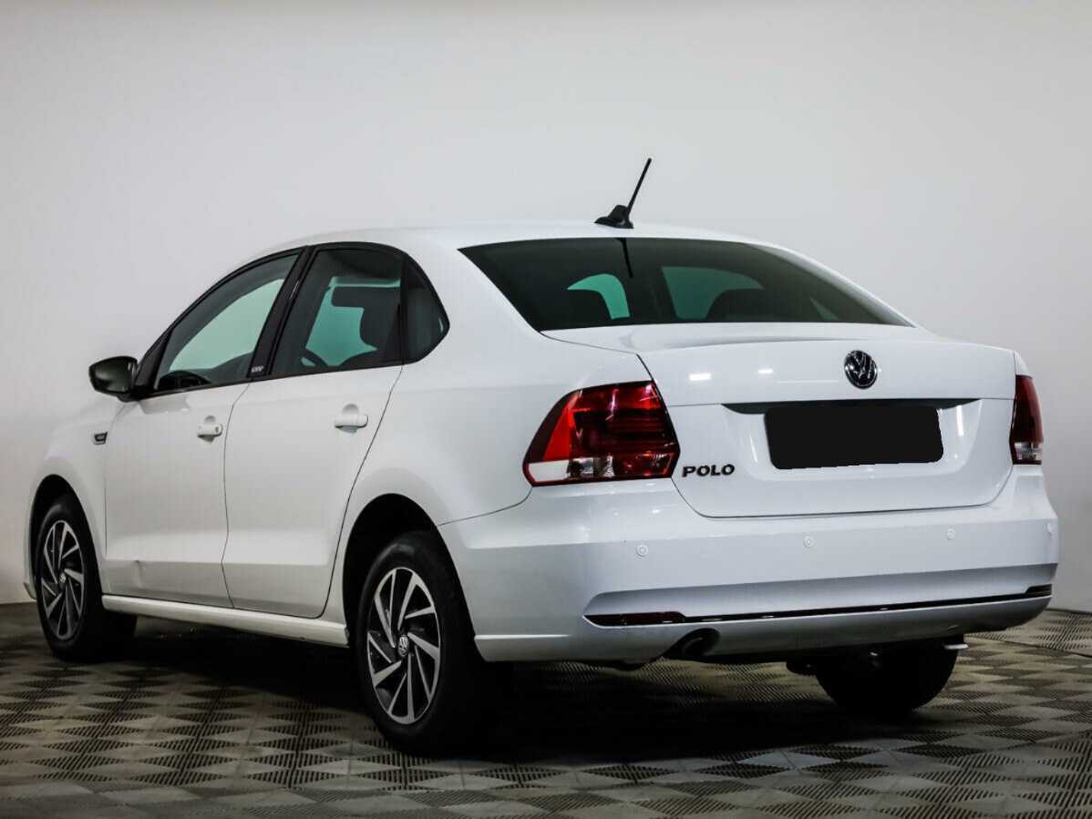 Volkswagen Polo с пробегом — 2017 год. Фото: #5