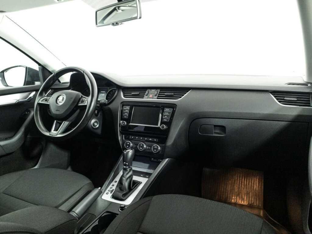 Skoda Octavia с пробегом — 2015 год. Фото: #8