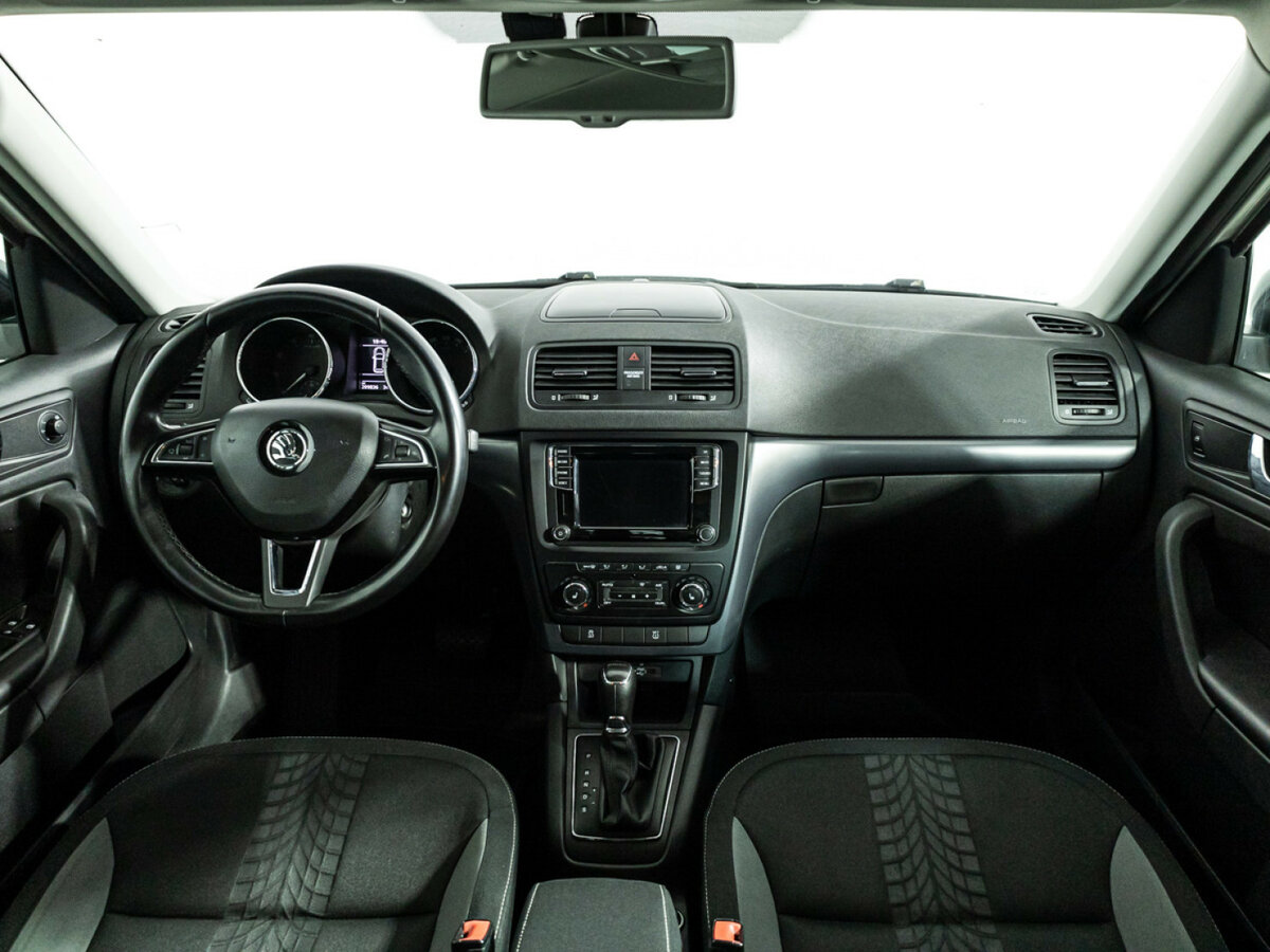Skoda Yeti с пробегом — 2015 год. Фото: #12