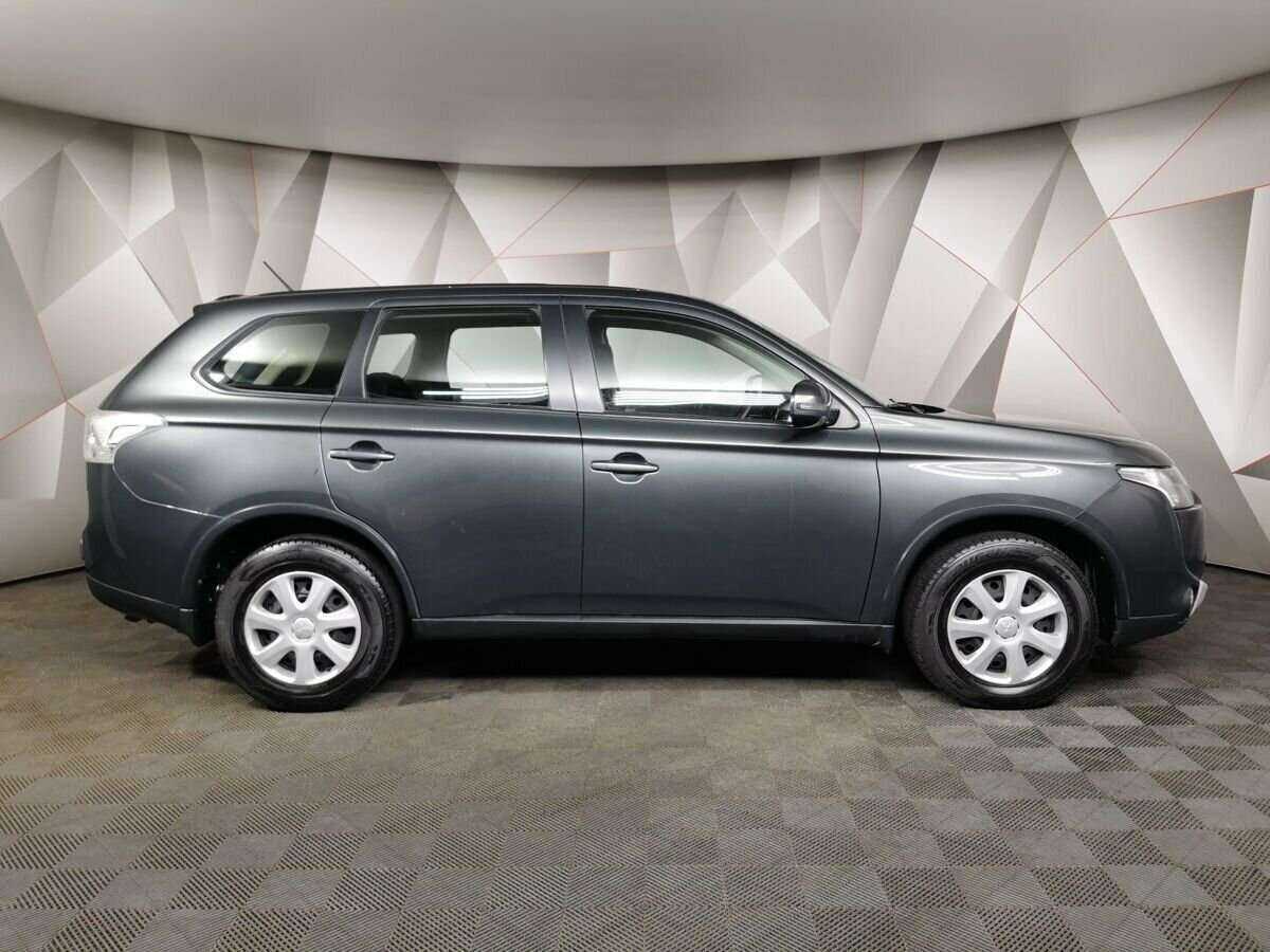 Mitsubishi Outlander с пробегом — 2014 год. Фото: #5