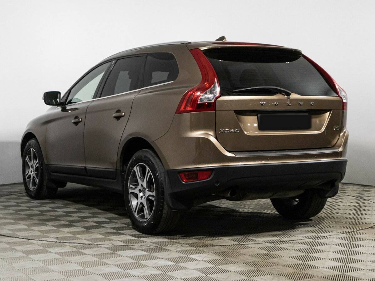 Volvo XC60 с пробегом — 2012 год. Фото: #6
