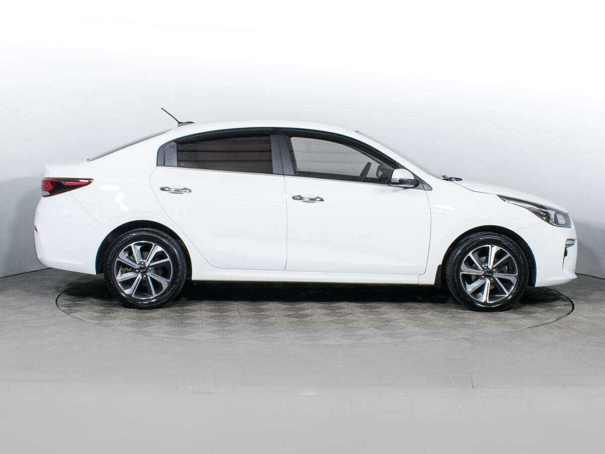 Kia Rio с пробегом — 2020 год. Фото: #3