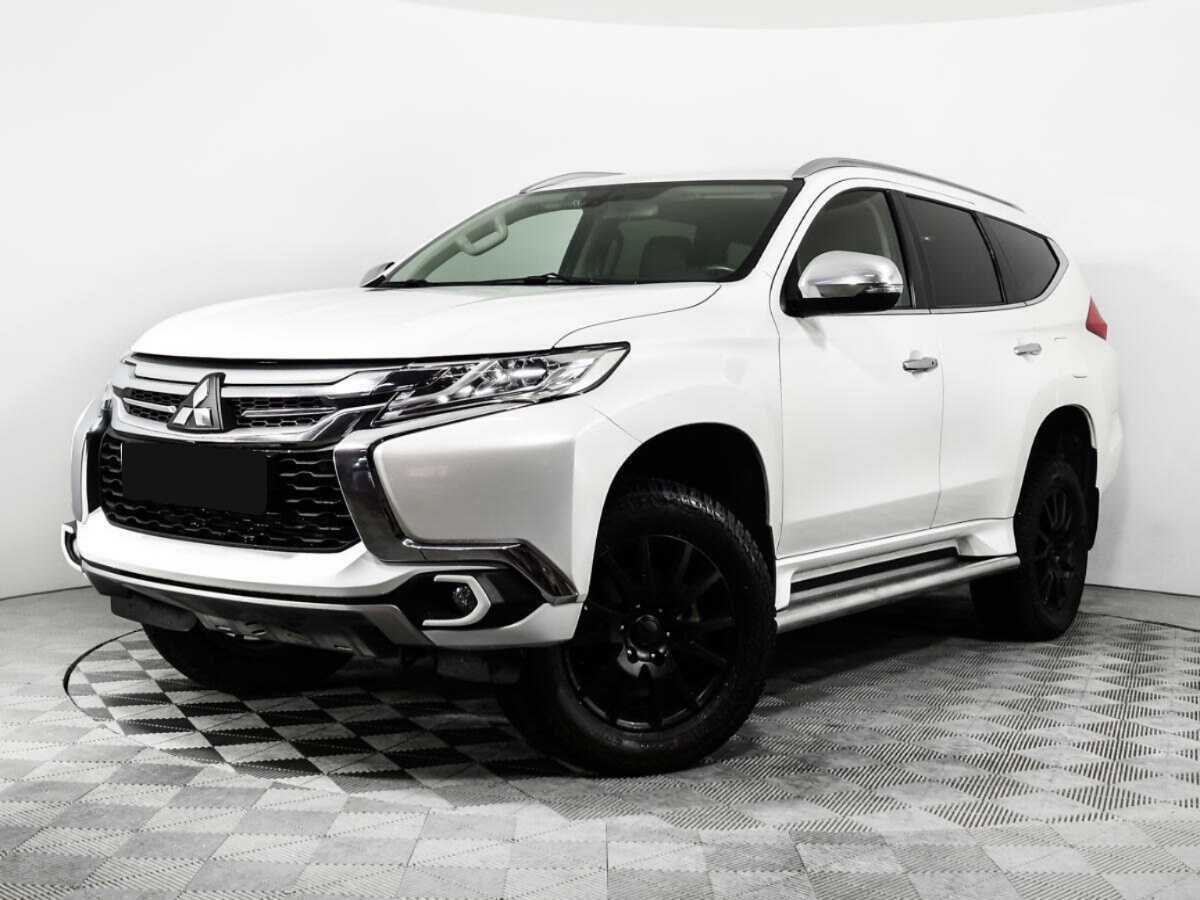 Mitsubishi Pajero Sport с пробегом — 2018 год. Посмотреть фото