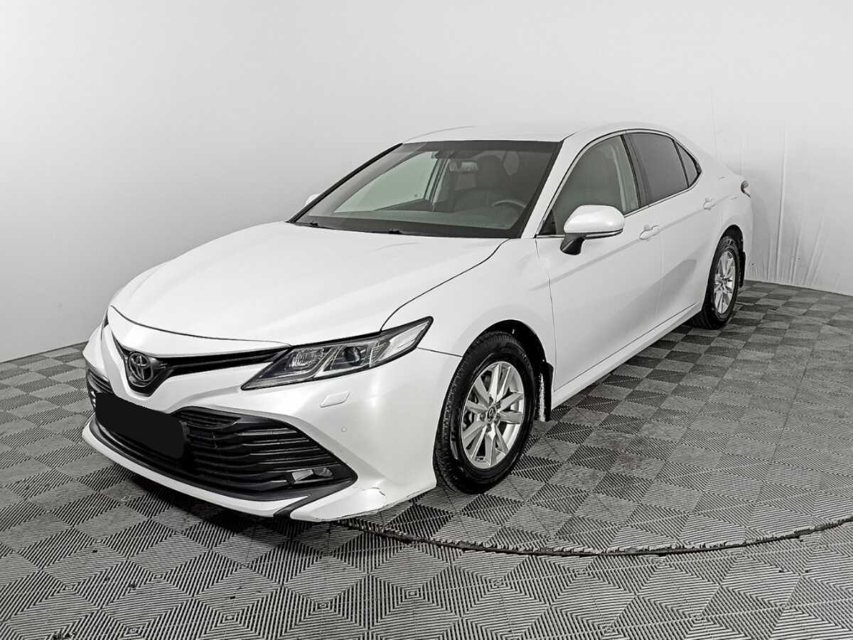 Toyota Camry с пробегом — 2019 год. Фото: #0