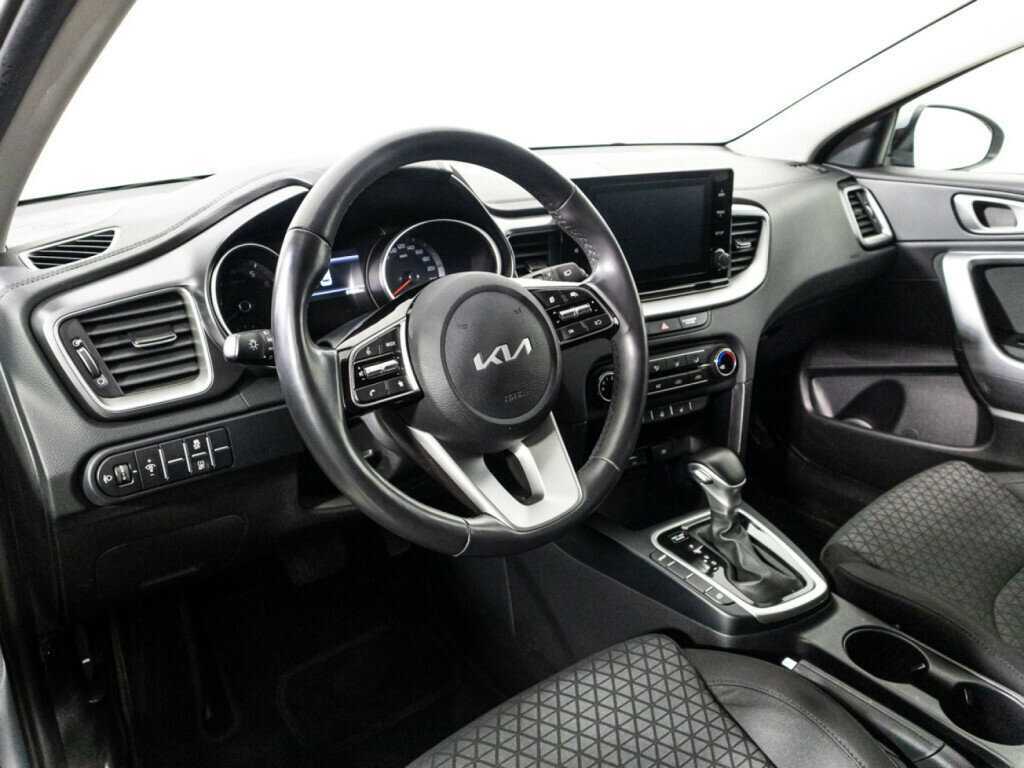 Kia Ceed с пробегом — 2022 год. Фото: #10
