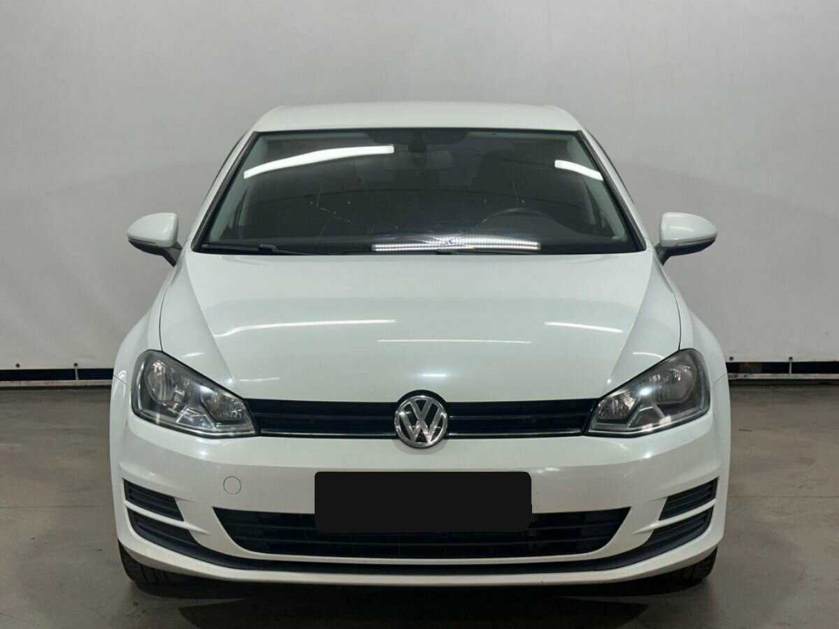 Volkswagen Golf с пробегом — 2013 год. Фото: #1