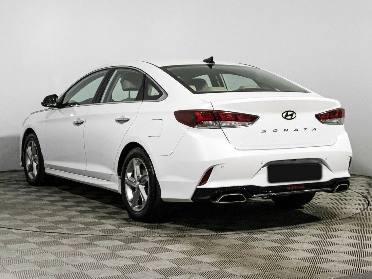 Hyundai Sonata с пробегом — 2017 год. Фото: #6