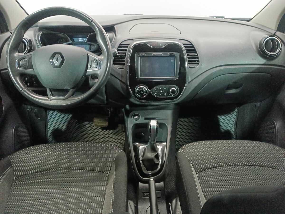 Renault Kaptur с пробегом — 2016 год. Фото: #8