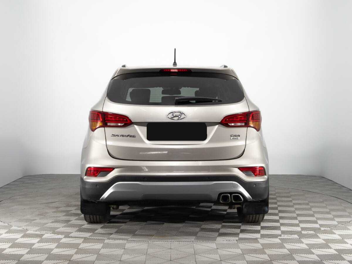 Hyundai Santa Fe с пробегом — 2016 год. Фото: #5