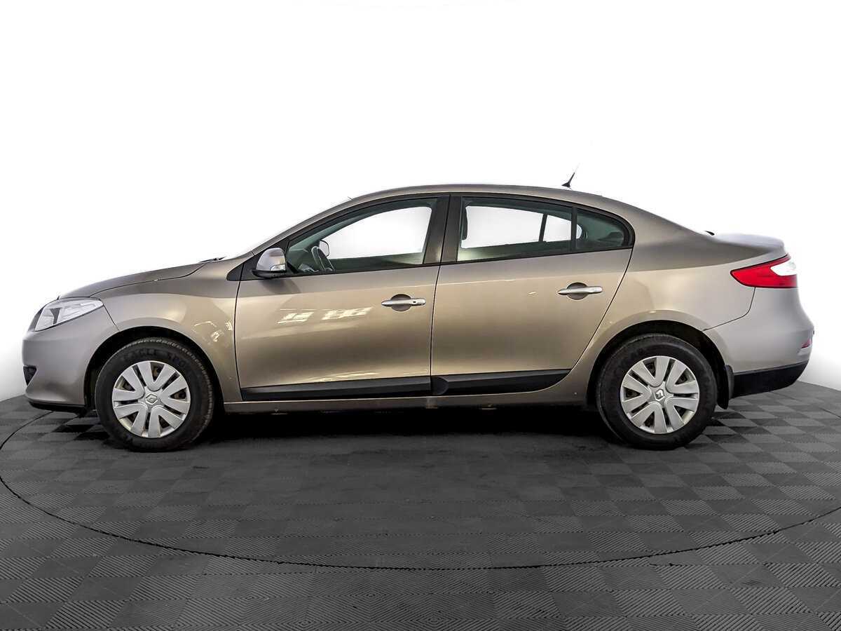 Renault Fluence с пробегом — 2012 год. Фото: #7