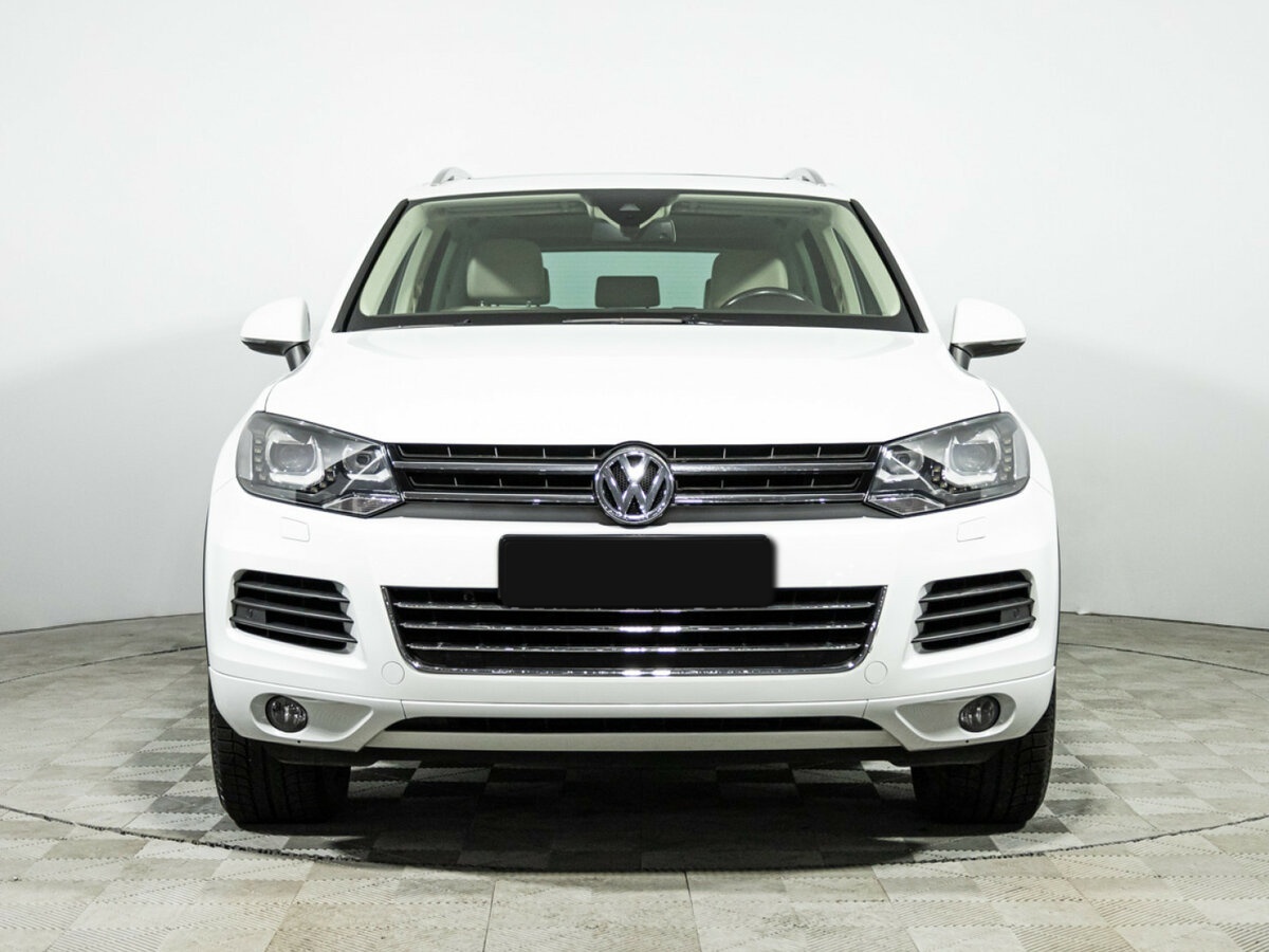 Volkswagen Touareg с пробегом — 2013 год. Фото: #1