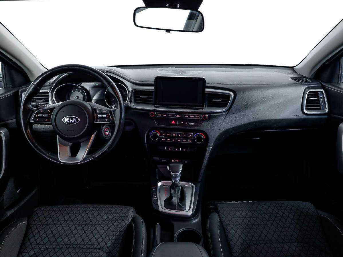 Kia Ceed с пробегом — 2019 год. Фото: #10