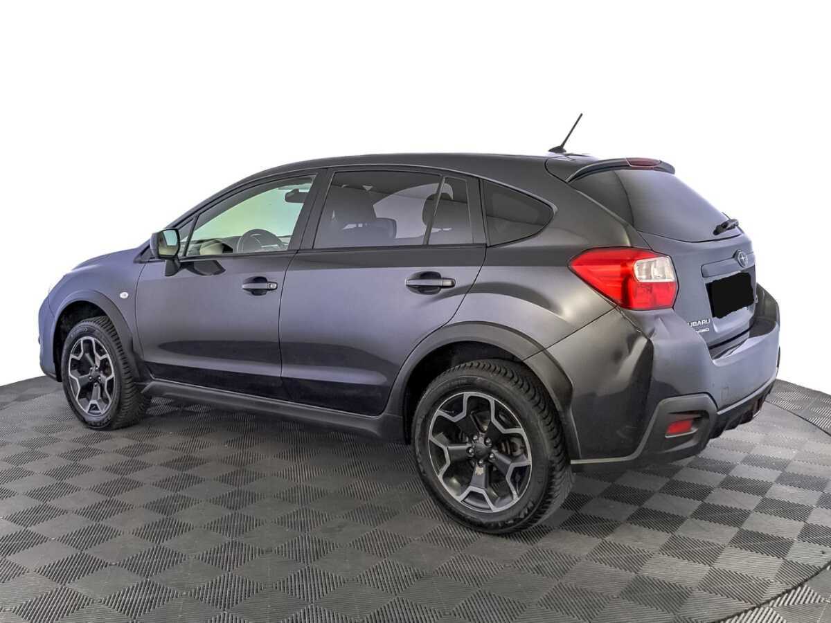 Subaru XV с пробегом — 2012 год. Фото: #6