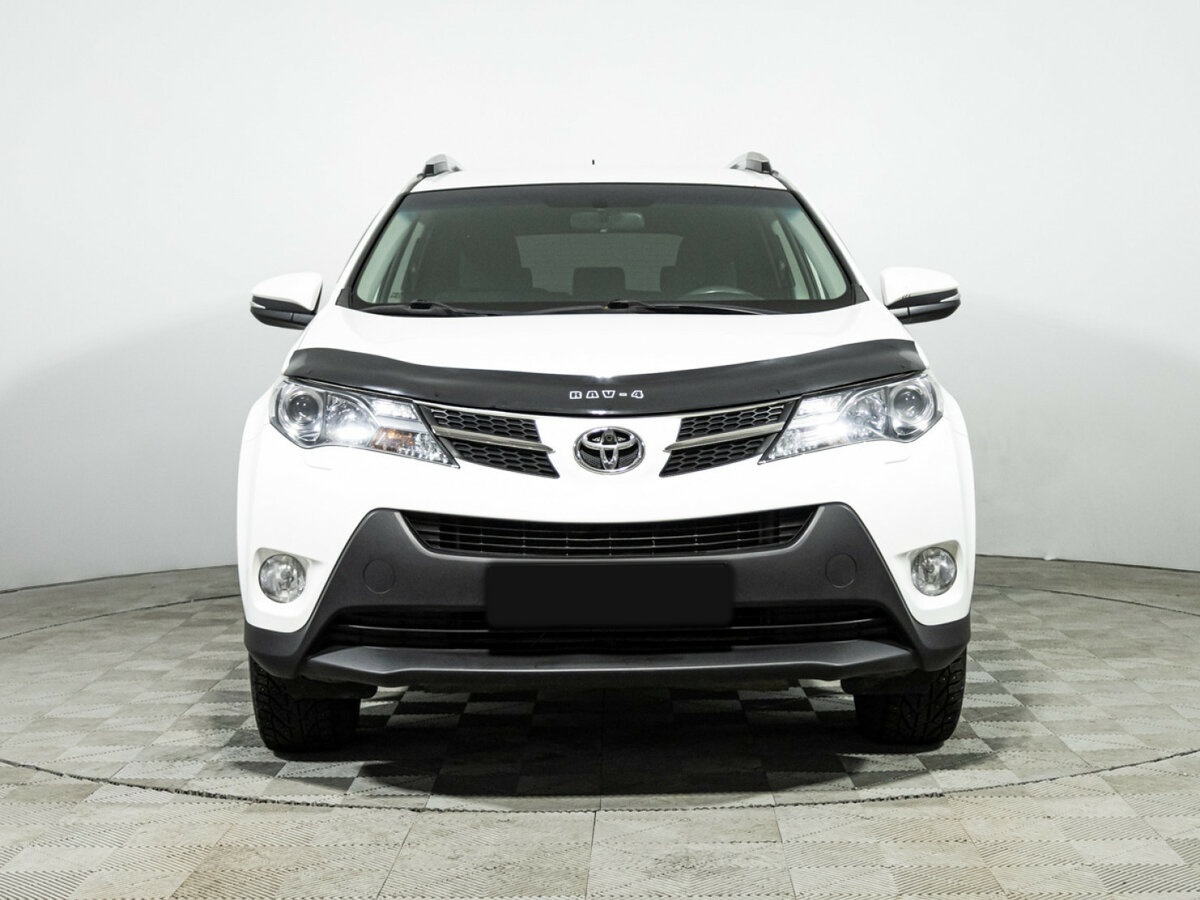 Toyota RAV4 с пробегом — 2014 год. Фото: #1