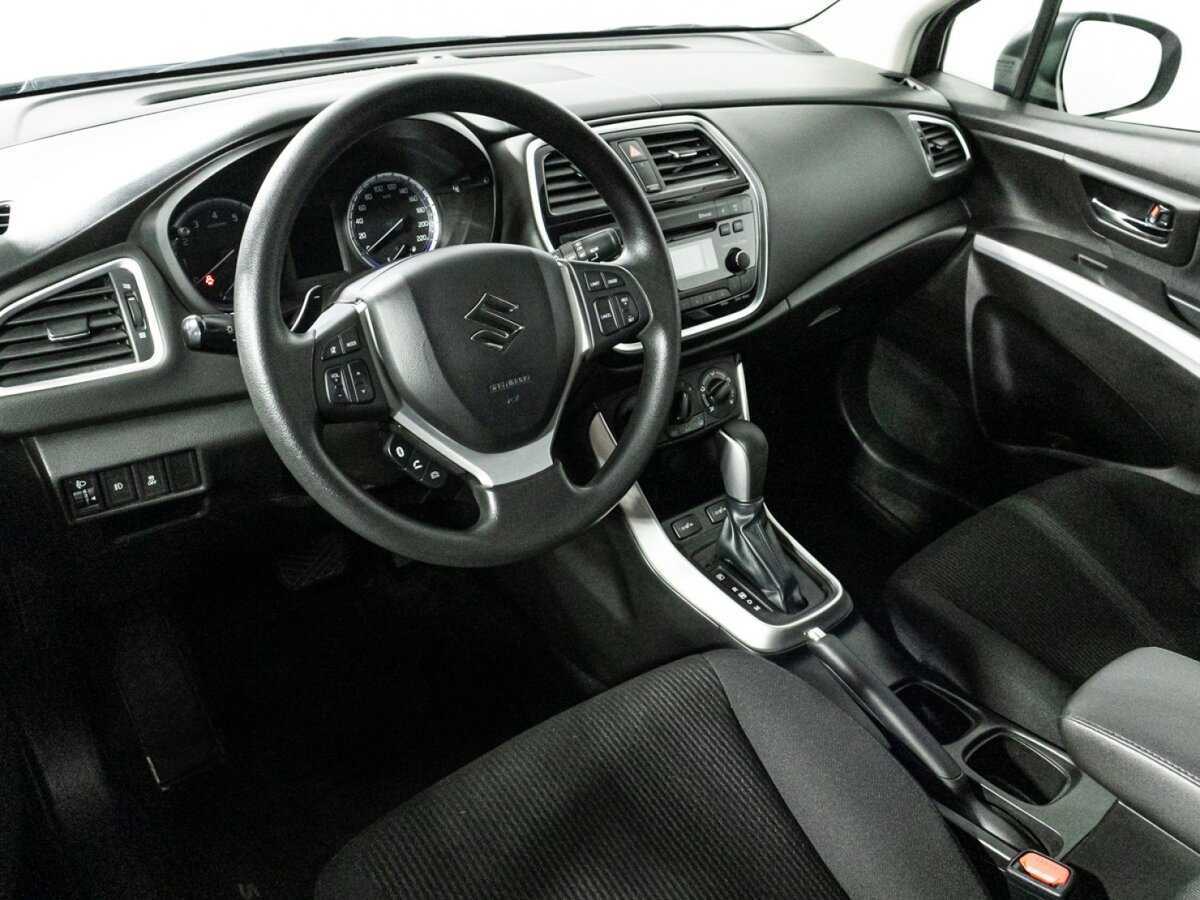 Suzuki SX4 с пробегом — 2021 год. Фото: #10