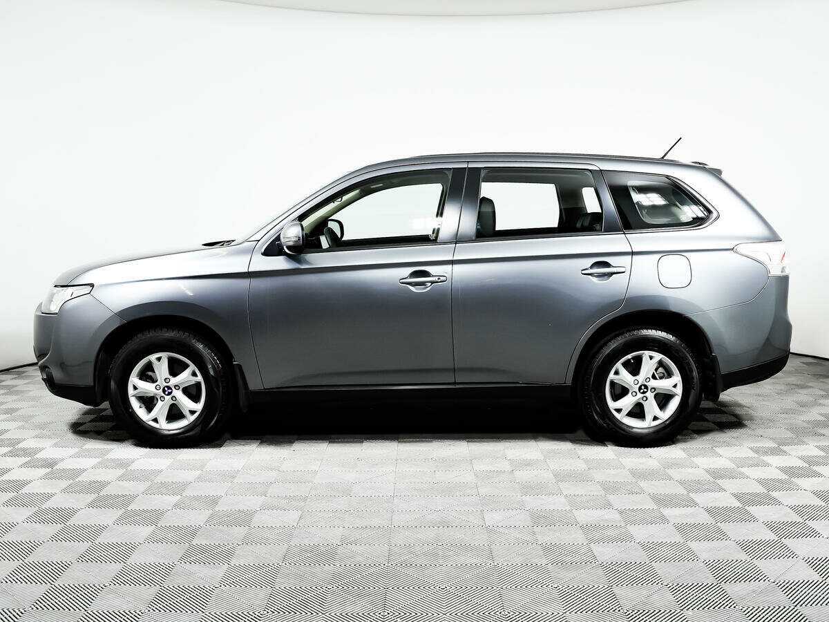Mitsubishi Outlander с пробегом — 2013 год. Фото: #7