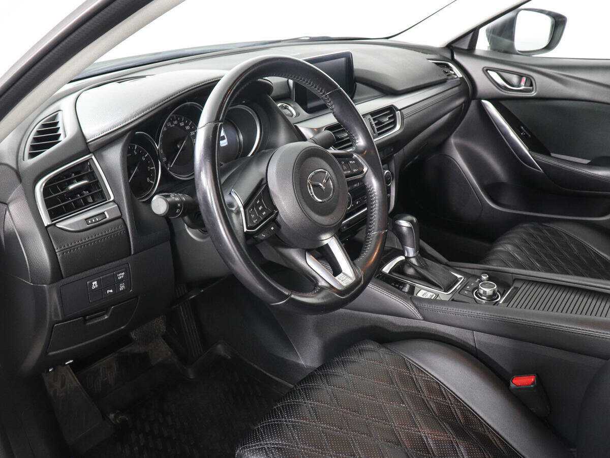Mazda 6 с пробегом — 2018 год. Фото: #8