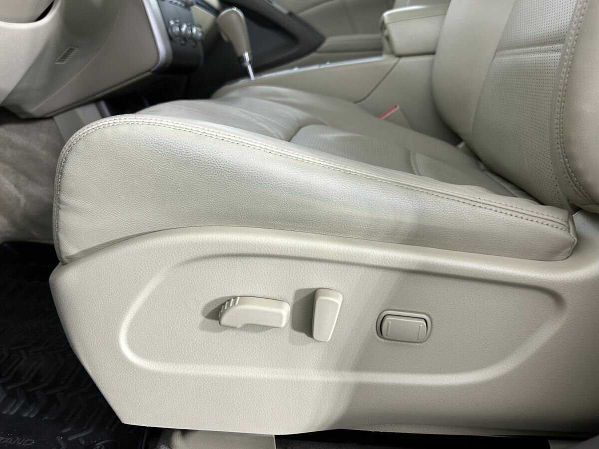 Nissan Murano с пробегом — 2012 год. Фото: #9