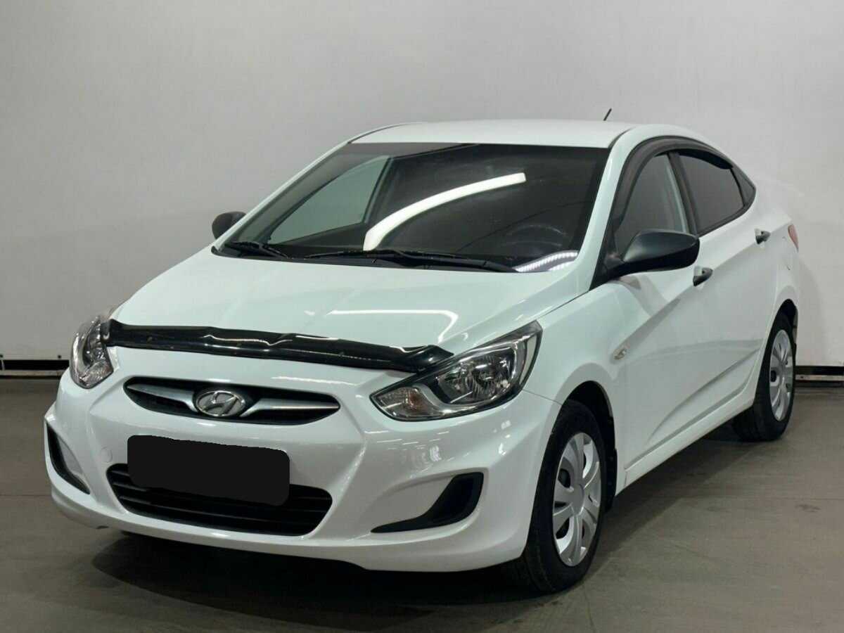Hyundai Solaris с пробегом — 2014 год. Посмотреть фото