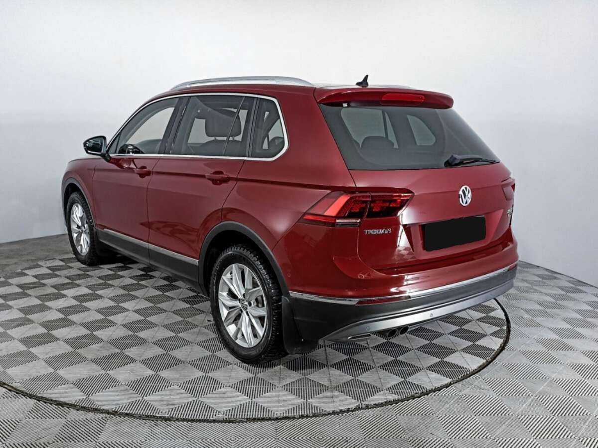 Volkswagen Tiguan с пробегом — 2017 год. Фото: #6