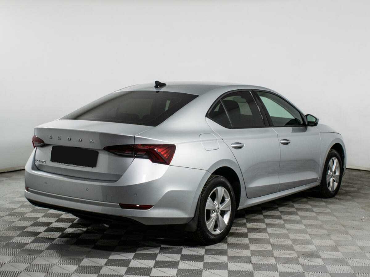 Skoda Octavia с пробегом — 2021 год. Фото: #3