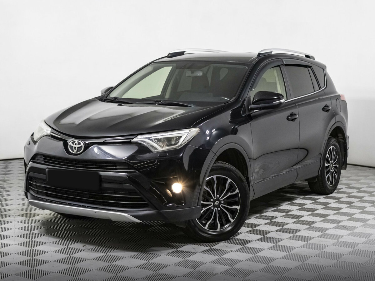 Toyota RAV4 с пробегом — 2015 год. Фото: #0