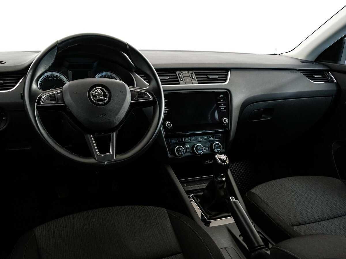 Skoda Octavia с пробегом — 2018 год. Фото: #10